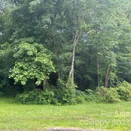 192 188 196 197 193 Riverbirch Drive
