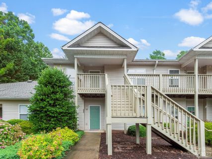 210 Carrington Place sold home in Carrington Place, Arden, NC