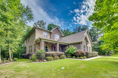 16140 Calverie Court sold home in Montreux, Charlotte, NC