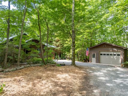 228 Gamelands Trail