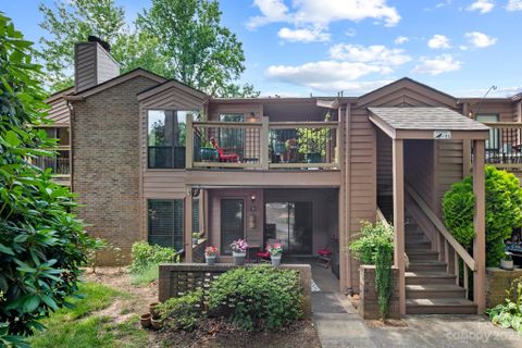 10 B Ravencroft Lane
