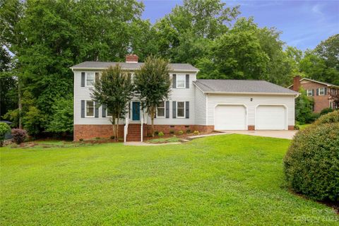 561 Briarwood Drive