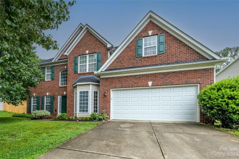 3620 Straussburg Woods Lane sold home in Fairfax Woods, Matthews, NC