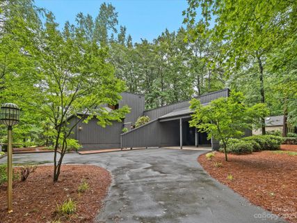 22 Timberidge Drive
