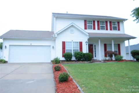 2711 Hampton View Court
