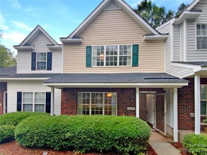 10176 Forest Landing Drive