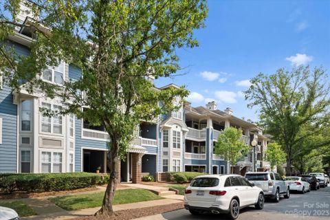 2209 Sumner Green Avenue H sold home in Olmsted Park, Charlotte, NC