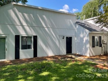 1886 Thoreau Court sold home in Briarwood Heights, Connelly Springs, NC