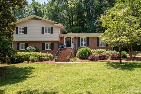 830 Wingrave Drive