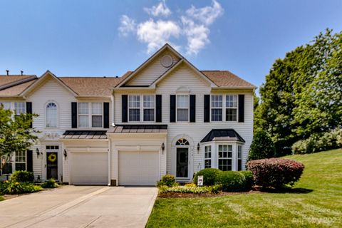 419 Foilage Court