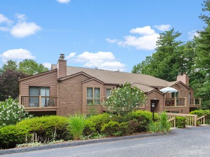 25 Ravencroft Lane