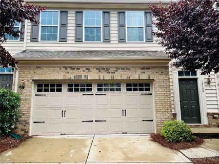 16328 Magnolia Woods Lane sold home in Mccarley, Charlotte, NC