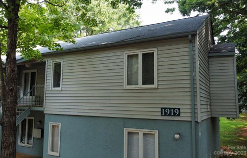 1919 Countrymens Court 28