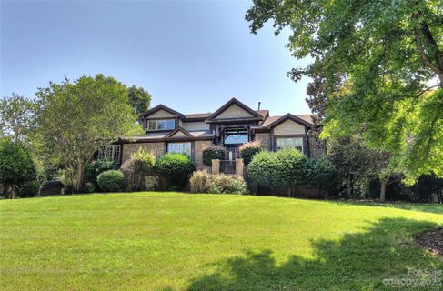 9219 Hunting Court sold home in Coachman Ridge, Matthews, NC
