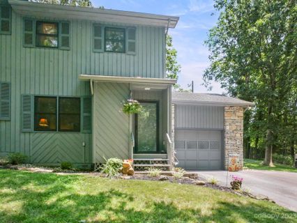 8 Pensacola Heights sold home in Pensacola Heights, Arden, NC
