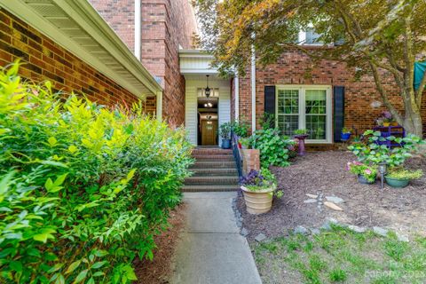 7352 Quail Meadow Lane