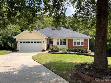 7721 Cotswold Court
