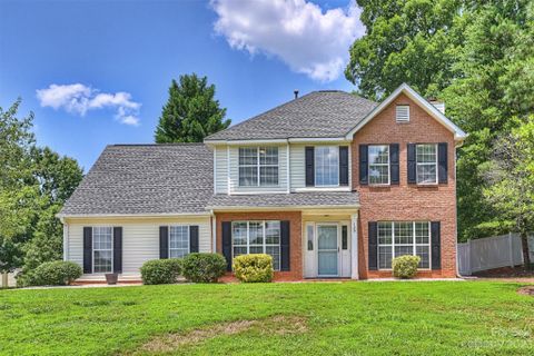 120 Shade Tree Circle