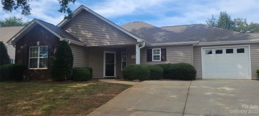 136 Ashwood Lane
