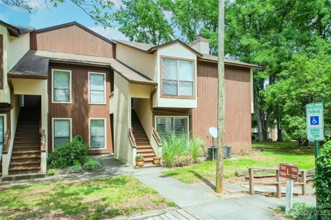 7322 Winery Lane