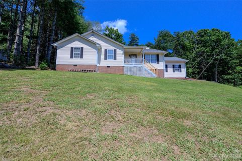 7962 Oakmont Drive sold home in Oakmont, Hickory, NC