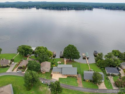 49458 Woodland Drive sold home in Piney Point Beach, Norwood, NC