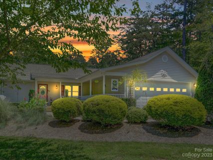 571 Newport Drive 588&589