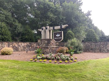 154 Emerald Creek Drive