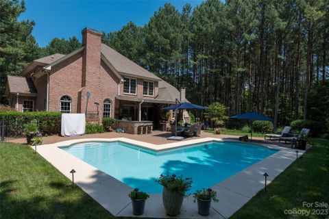 7327 Bay Ridge Drive