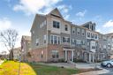 9918 Ainslie Downs Street sold home in Charlotte, SC