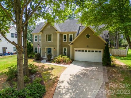 2806 Carriage Crossing Drive
