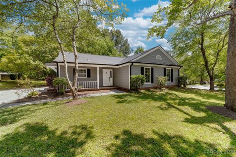 7218 Walnut Wood Drive