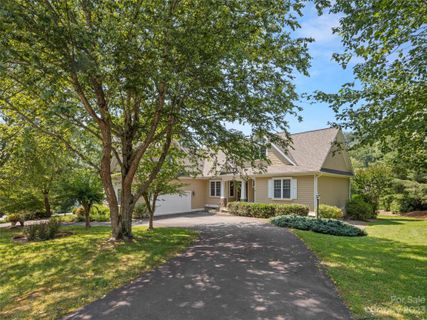 1 Split Creek Court