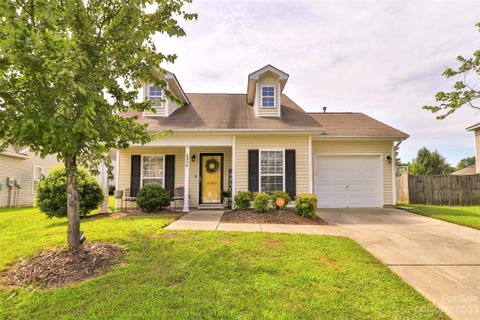 6930 Seney Drive sold home in Coulwood Creek, Charlotte, NC