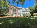 7402 Hannah Alexander Lane sold home in Mint Hill, SC