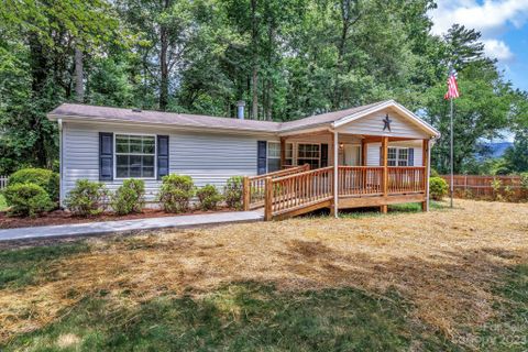 162 Piney Ridge Drive sold home in Rolling Oaks, Hendersonville, NC