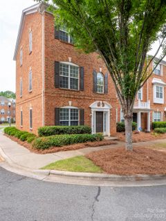 14162 Fitzroy Lane sold home in Ballantyne Commons, Charlotte, NC