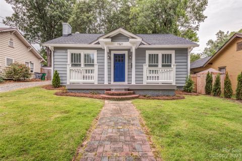1521 Belvedere Avenue