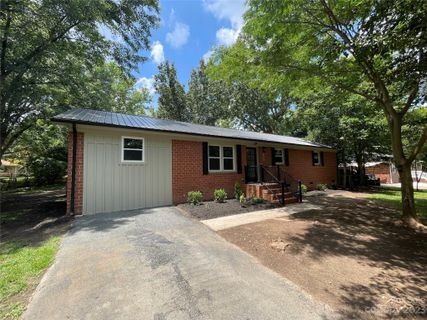 301 Smith Circle