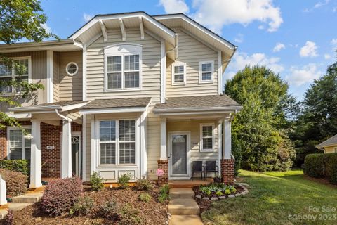 8468 Chaceview Court
