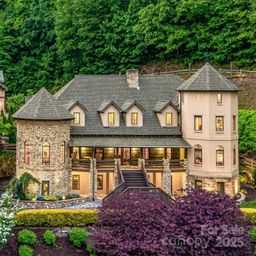 202 Emerald Lane