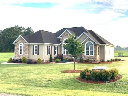 106 Vintage Woods Court sold home in Vintage Woods, Shelby, NC