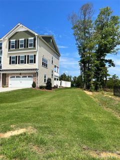 447 Burr Street 70