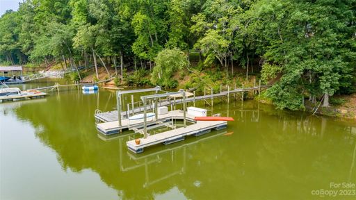3902 Granite Street sold home in Somerset On Lake Norman, Terrell, NC