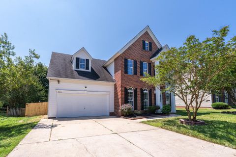 4614 Highcroft Lane