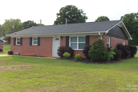255 Roberson Road sold home in Cool Springs, Forest City, NC