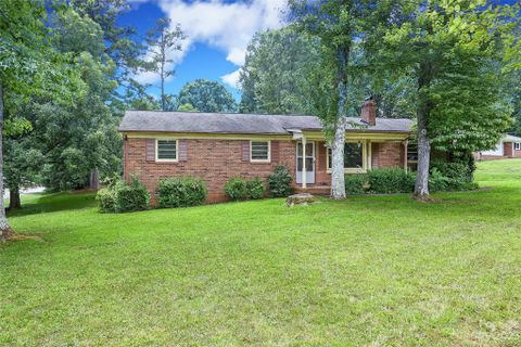 132 Greendale Drive sold home in Rollingwood, Mount Holly, NC