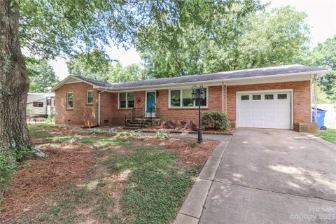 501 Fieldstone Road