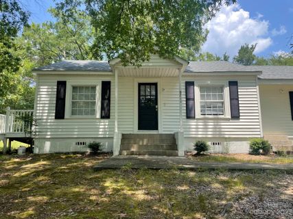 8711 Moody Road sold home in Hickory Grove, Charlotte, NC
