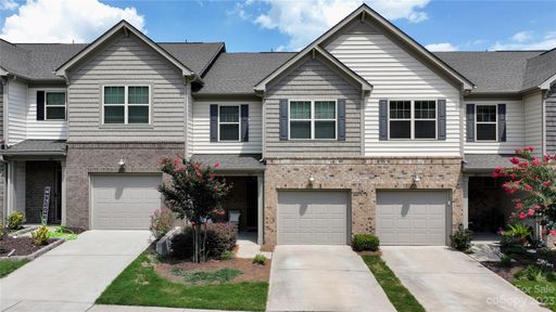 243 Ascot Run Way